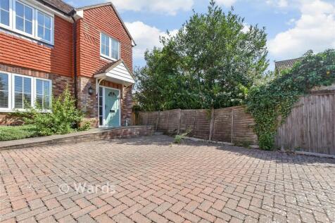 Driveway/Parking
