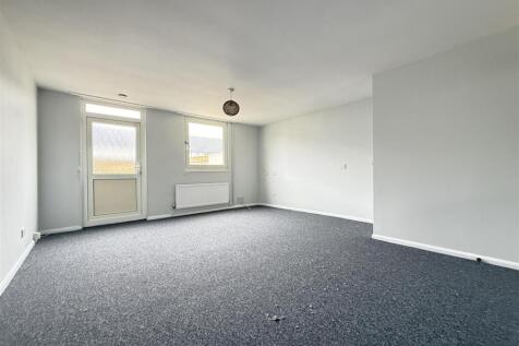 Cunningham Road 2 - Living Room 1.jpg