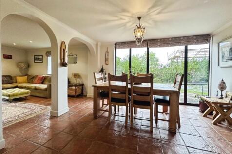 0fca8d44--429D-96AD-D0DC56FFB4FD-26888-000007B200A