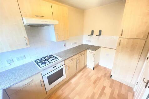 Kitchen (2).JPG