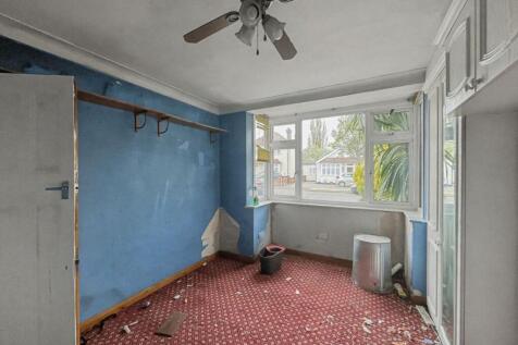 33 The Drive, Morden, Surrey, SM4 6DH