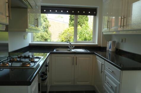 Nursery Gardens, 7 kitchen.jpg