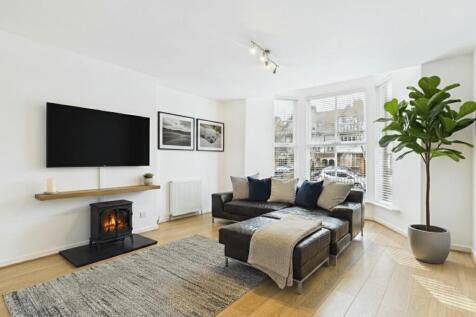 1 Bedroom Ground Floor Flat for Rent