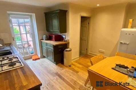 Archbishops Place , Brixton SW2 photo 5
