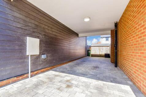 Driveway/Parking