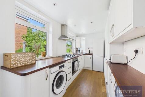 Rowanfield Road, Cheltenham photo 4