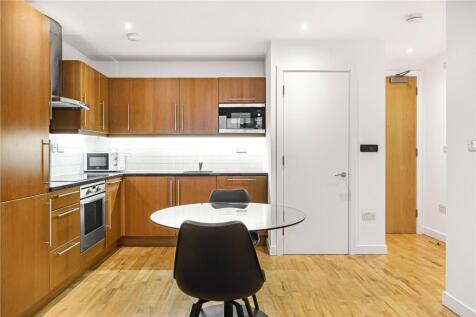 Reception/Kitchen