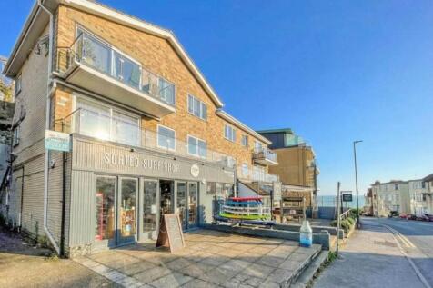 42 sea road front