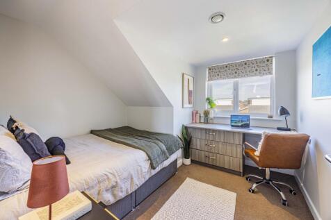 5 Bed Student House // Aug 2027 photo 3