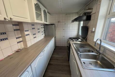 Heath End Road, Nuneaton, CV10 photo 3