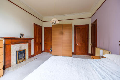 5 bed, 2 bath House in Glasgow - Photo 44