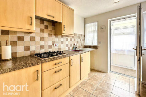 Chester Close, Pontypool photo 5