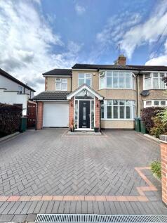 PHOTO-2025-09-07-...