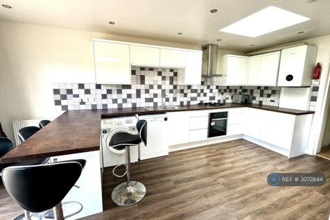 Elm Road, Reading, RG6 photo 3