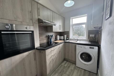 Flat D, Gillies Street, Troon, South Ayrshire photo 4