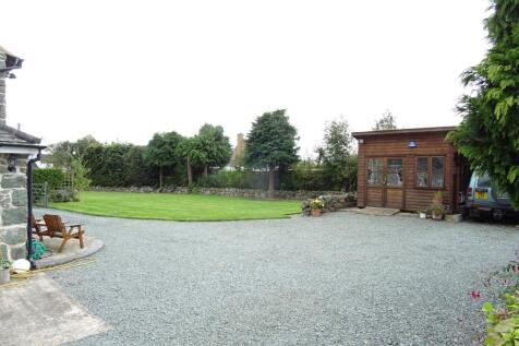 driveway &amp; workshop 