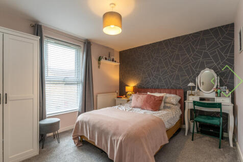 37 Stable Walk, Barnet, London, N2 9RD-2