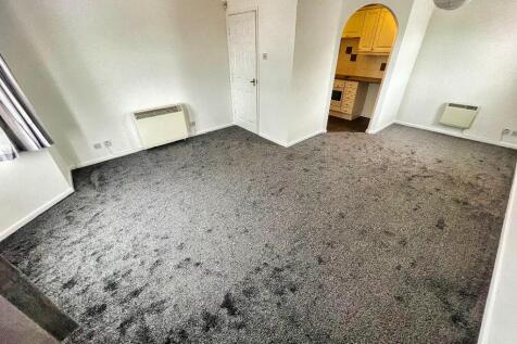 Foxendale Close, Northwich, Cheshire, CW8 photo 3