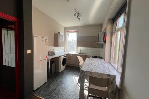 Furzedown Road,  photo 3