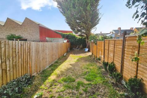 Prime-Choice-Rushden-Selling-Sales-Estate-Agent-Aw