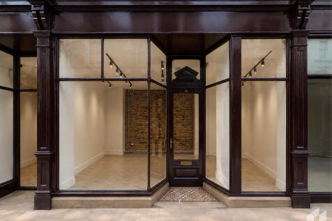 Retail Property (high street) to rent Image 3