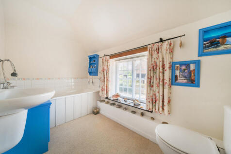 1353944-18-68c9af...