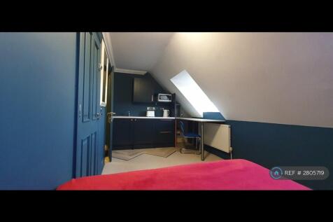 Room 5 Ensuite Room With Kitchenette