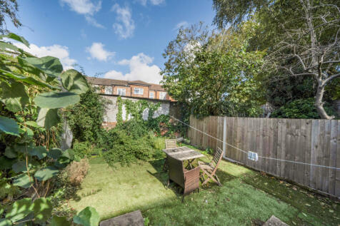 1355293-3-68c8214...