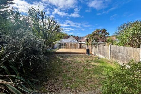 garden 2.jpg