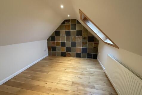 20241129_14344817...