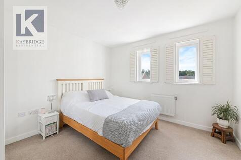 Longland Place, Epsom