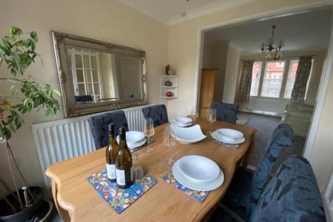 Dining Room.jpg