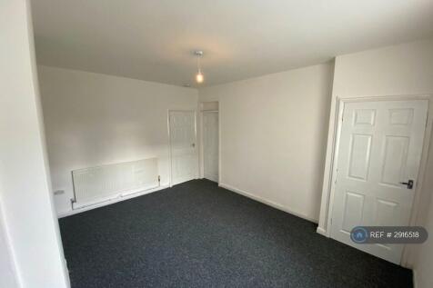 Hassam Avenue, Newcastle Under Lyme, ST5 photo 5
