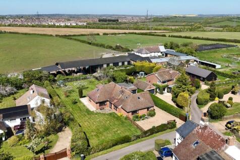 Leighton Buzzard, LU7 - property photo