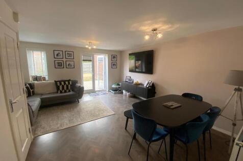 Canterbury Close, Retford, DN22 photo 4