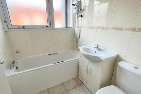 Bathroom.jpg