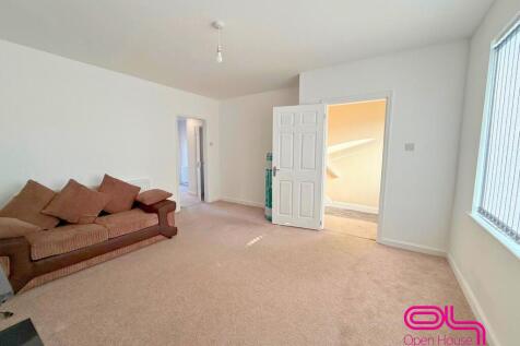 Lupin Avenue, Farnworth, Bolton photo 3
