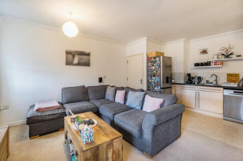 1375970-11-690e06...