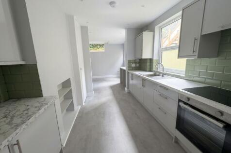 Stonefield Road, Hastings, TN34 photo 2