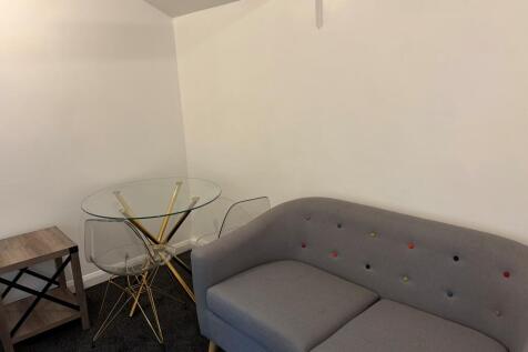 Lavender Hill, Wandsworth, London photo 3