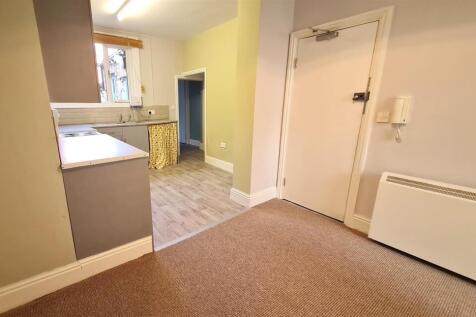 Living space to Kitchen