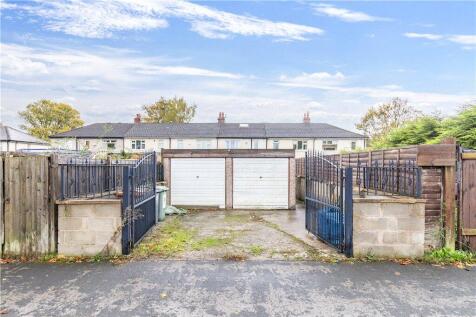 Garages/Parking