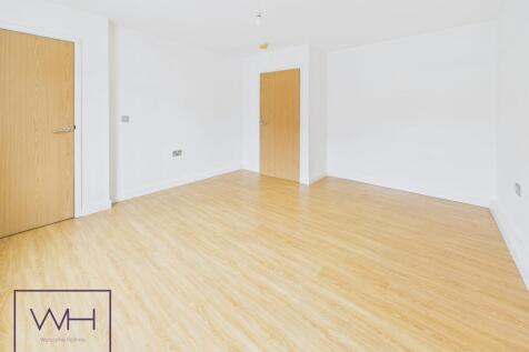 CAM03785G0-PR0303-ST