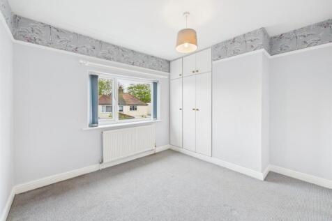 Bedroom: