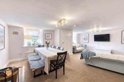 Dining/Living