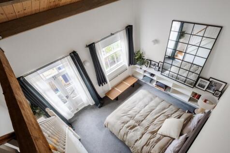 Hardwicke Mews 