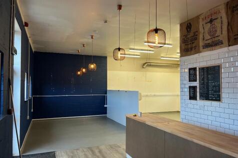 Commercial Property to rent Image 4