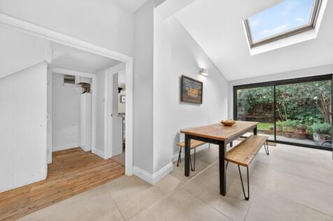 Dining Area &amp; Hallway