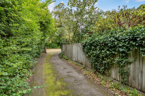 1358550-3-68d2c9f...