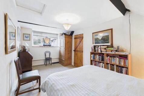 Bedroom: